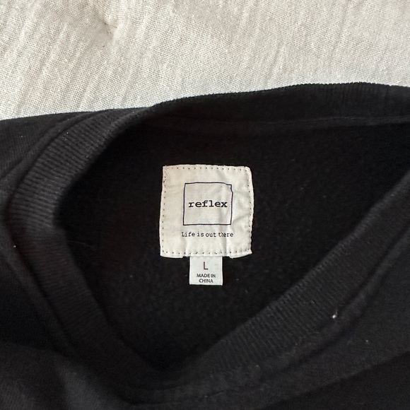 Reflex Star Embroidered Crew Neck - Picture 3 of 3